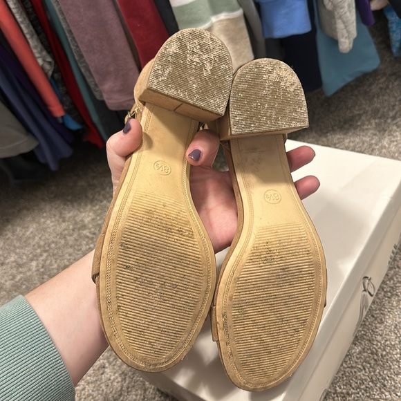 Block Heels - Picture 3 of 4